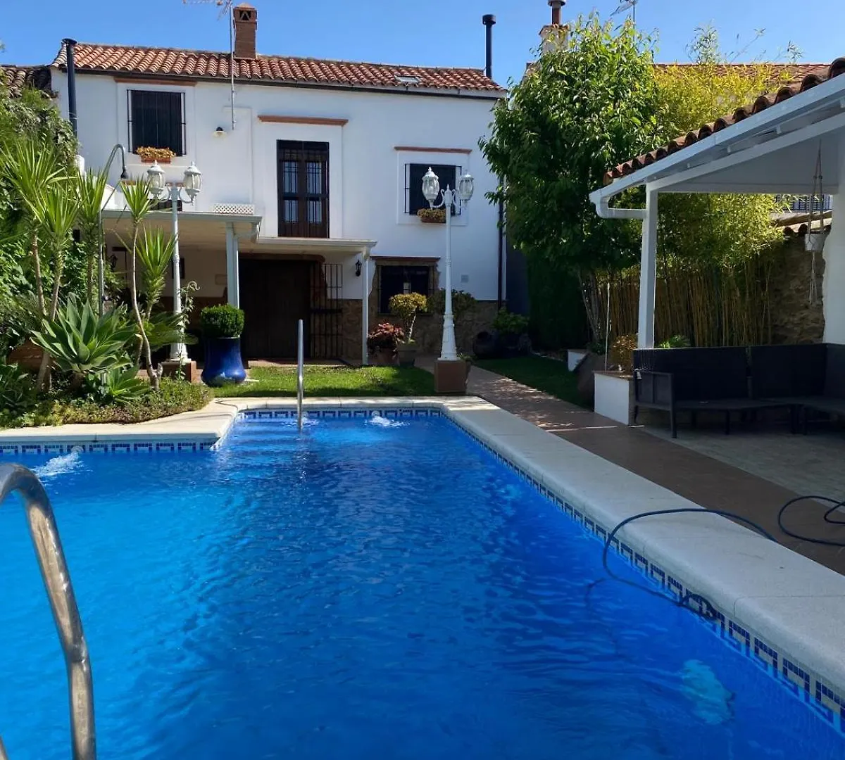 Holiday home Casa Rural Sierra Natura Castano de Robledo
